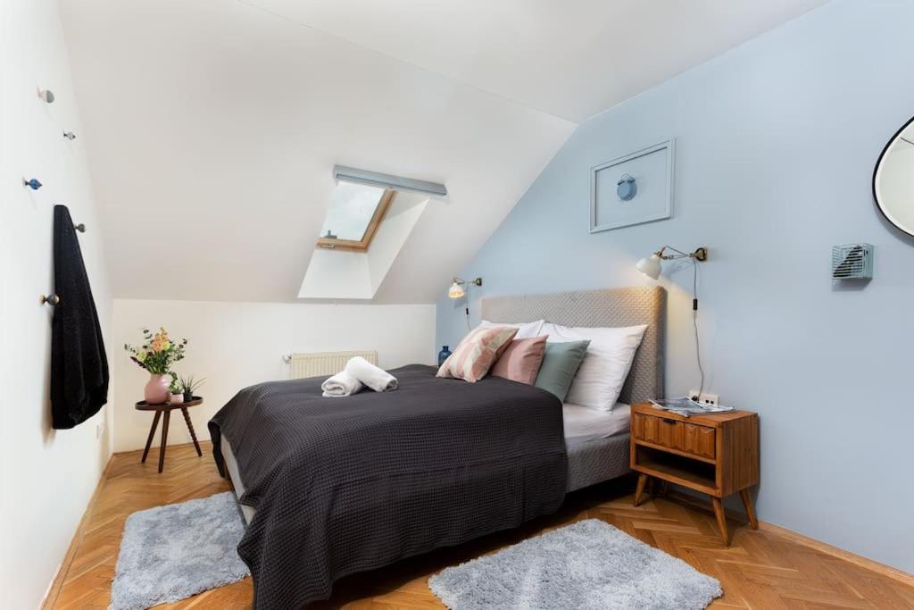 Apartmán Utulny Apartman Blizko Centra Prahy *